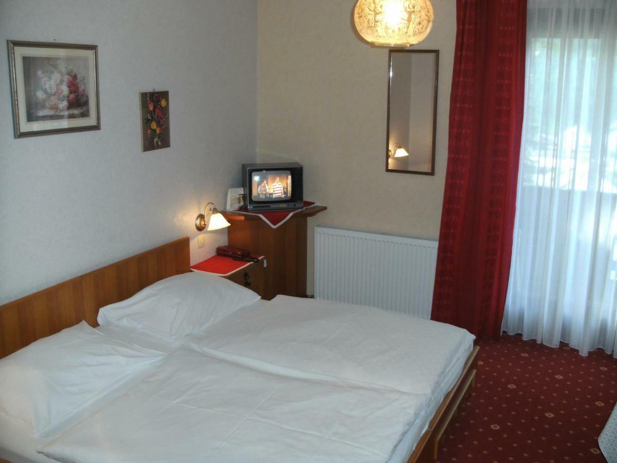 Berghof Hotel Gaming Luaran gambar